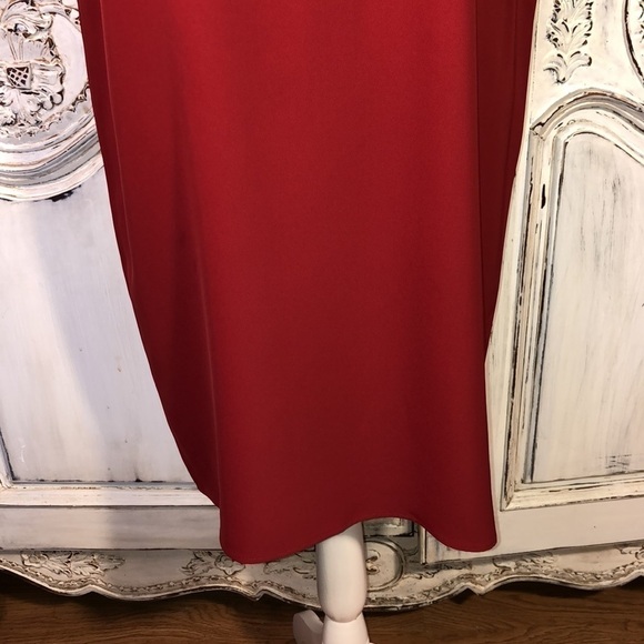 UNIQLO Red Sleeveless V Neck Sheath Dress Size Small - Picture 3 of 7